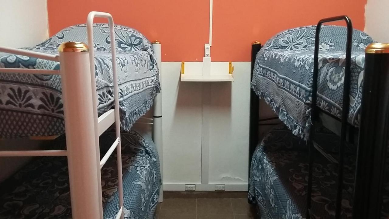 Hostel El Viajante Лос-Антигуос Экстерьер фото